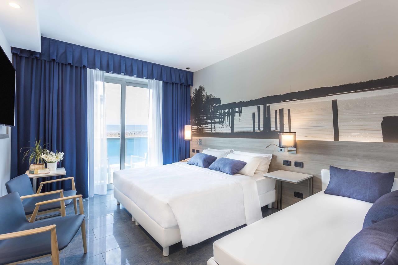 Hotel Parigi بيبيوني المظهر الخارجي الصورة