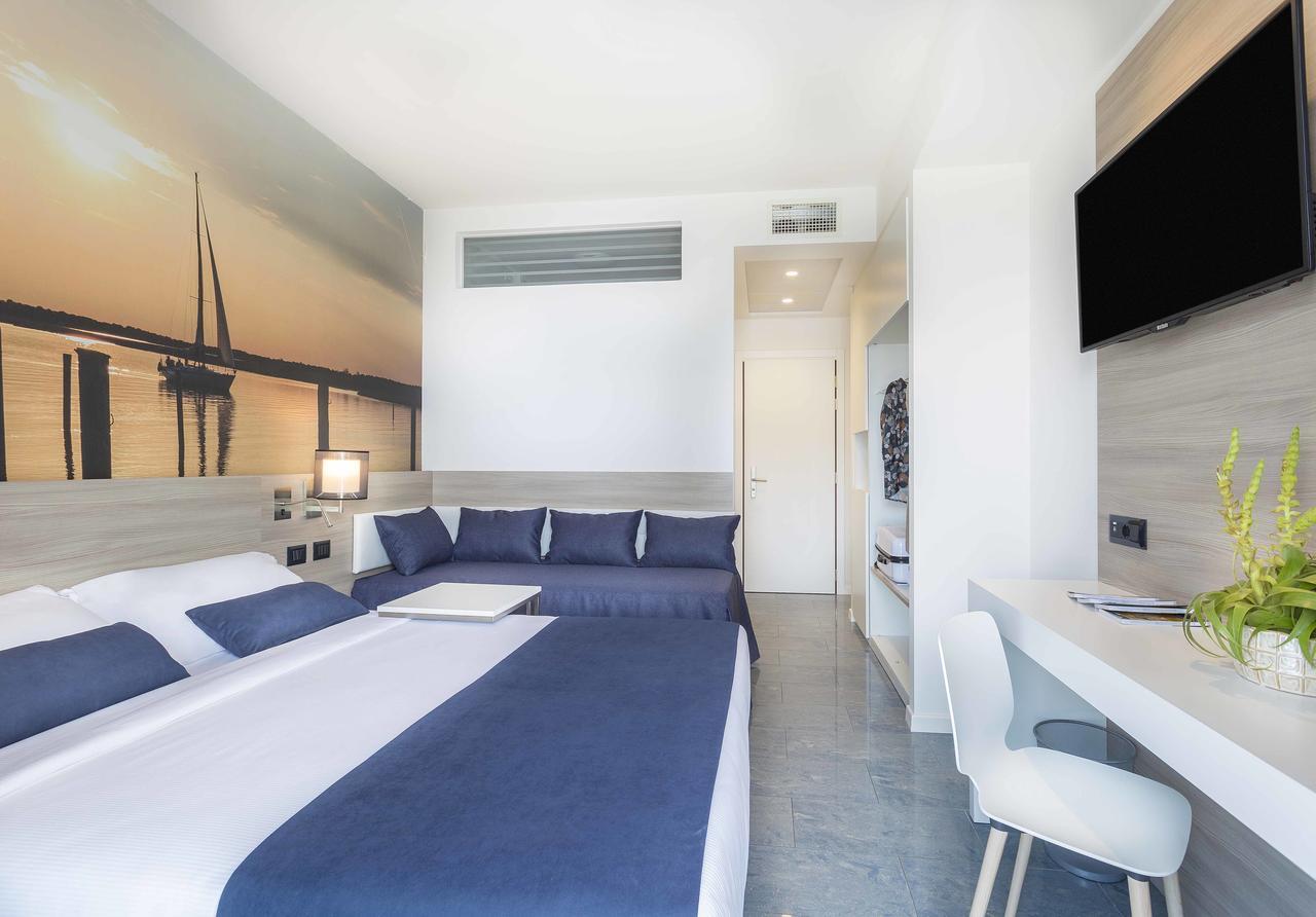 Hotel Parigi بيبيوني المظهر الخارجي الصورة
