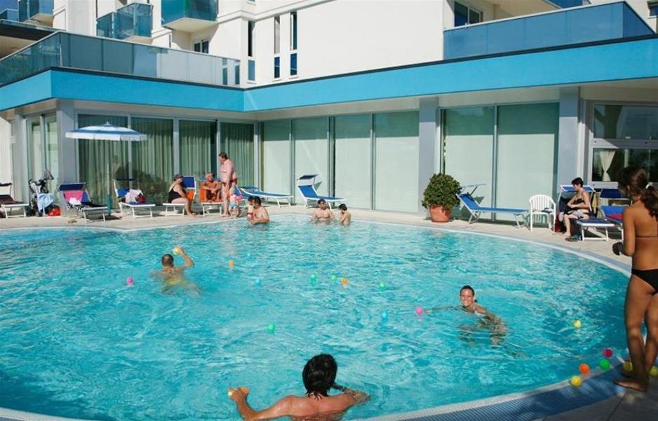 Hotel Parigi بيبيوني المظهر الخارجي الصورة