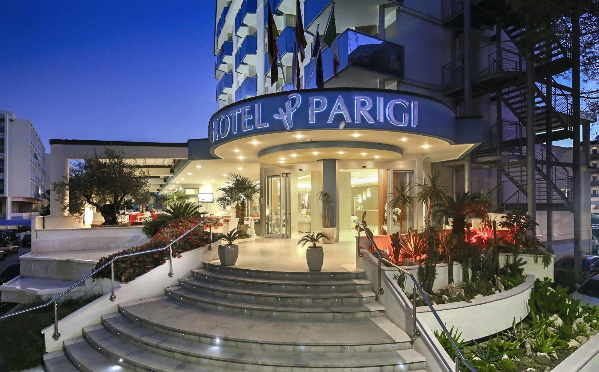 Hotel Parigi بيبيوني المظهر الخارجي الصورة