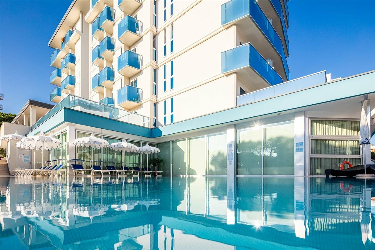 Hotel Parigi بيبيوني المظهر الخارجي الصورة