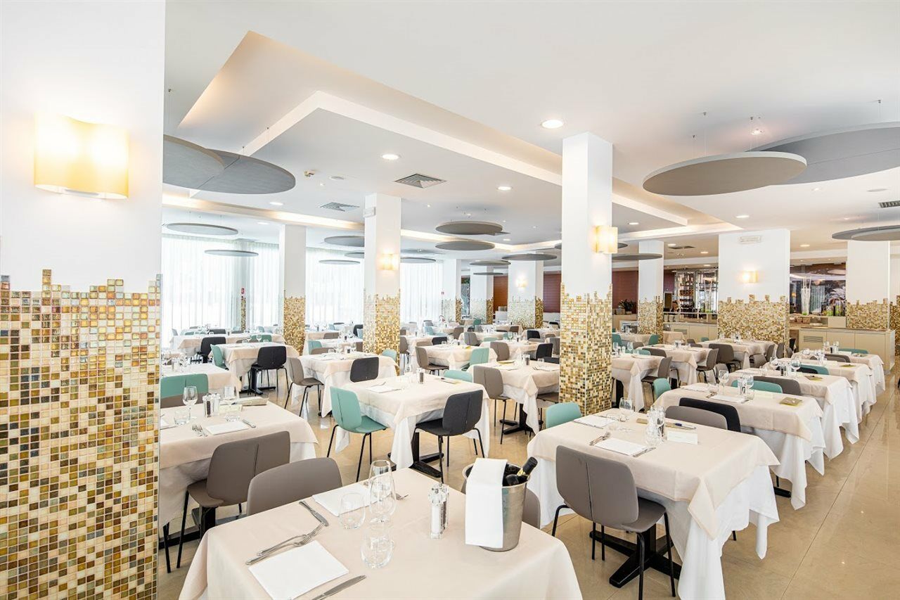 Hotel Parigi بيبيوني المظهر الخارجي الصورة